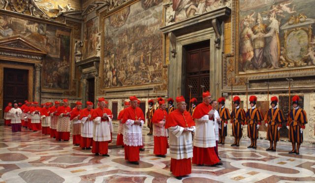Συνεδριάζουν σήμερα οι καρδινάλιοι για τη διαδικασία επιλογής του νέου Πάπα