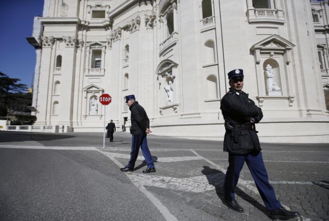 Ρώμη, οχυρωμένη πόλη: Η τριπλή σύμπτωση που πονοκεφαλιάζει τις Αρχές
