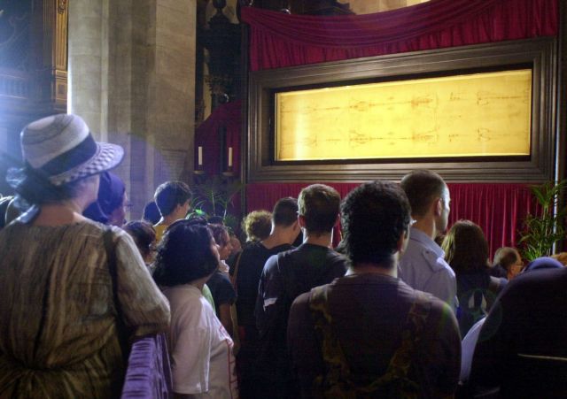 Η Ιερά Σινδόνη του Τορίνου για πρώτη φορά στην TV έπειτα από 40 χρόνια