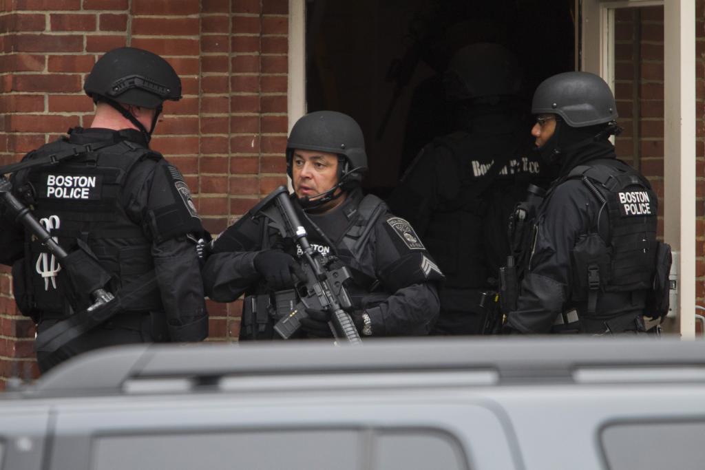«Από πόρτα σε πόρτα» ψάχνει τον 19χρονο Τσετσένο η Αστυνομία της Βοστώνης