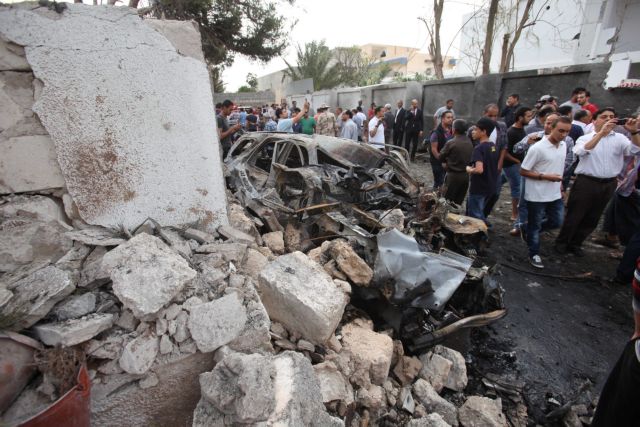 Στην Τρίπολη ο Λοράν Φαμπιούς μετά την έκρηξη στη γαλλική πρεσβεία