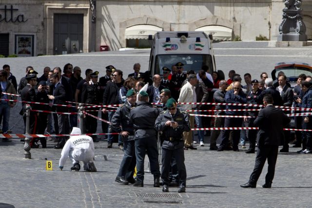Ιταλία: Πυροβόλησε κατά των αστυνομικών φωνάζοντας τους να τον σκοτώσουν