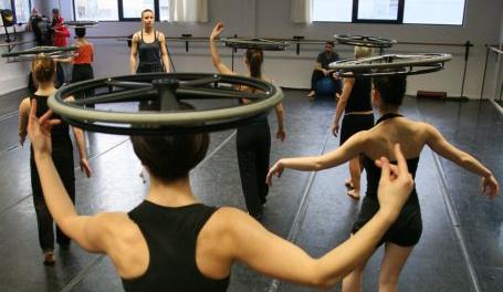 Το όνειρο του χορού δεν χρειάζεται πατερίτσες