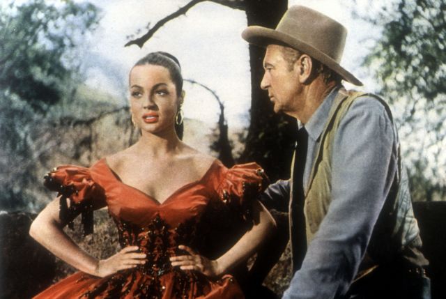 Σαρίτα Μοντιέλ: Οταν η Ελλάδα έκλαιγε για τη «Βιολετέρα»