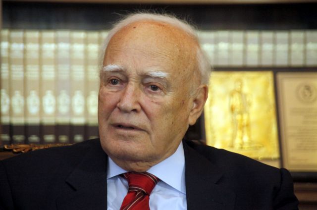 Παπούλιας: «Η δημοκρατία δεν είναι αυτονόητη» | tanea.gr Παπούλιας: «Η δημοκρατία δεν είναι αυτονόητη» | tanea.gr