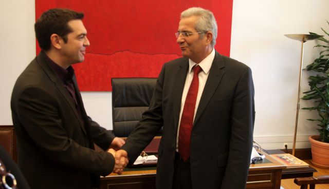 «Αδιέξοδο το πρόγραμμα για την Κύπρο», συμφώνησαν Τσίπρας-Κυπριανού