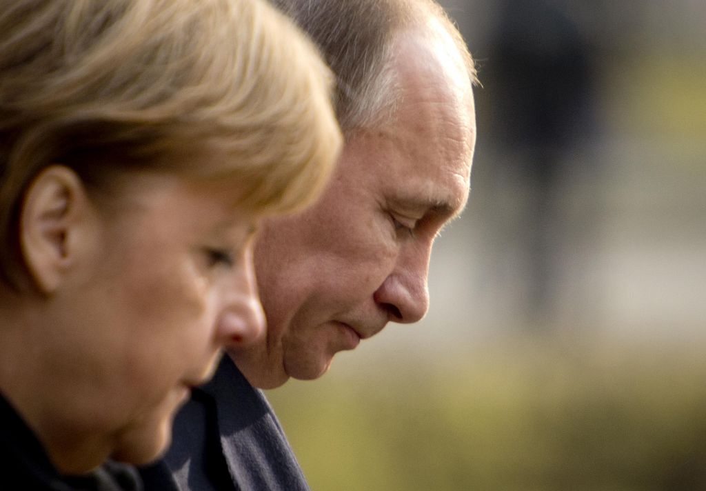 Ο Πούτιν στη Γερμανία: Η επιστροφή του κατασκόπου που… βαριόταν θανάσιμα