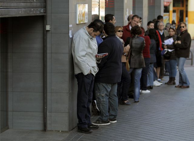 Ρεκόρ ανεργίας στη Γαλλία και 6.000.000 άνθρωποι χωρίς δουλειά στην Ισπανία