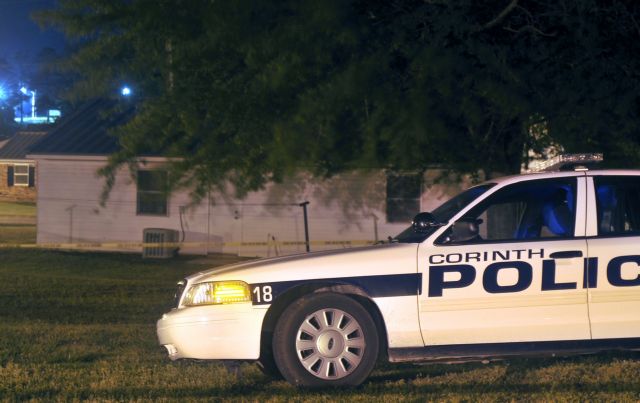 Σκοτώθηκε από την αστυνομία του Ιλινόις ύποπτος για τη δολοφονία πέντε ατόμων