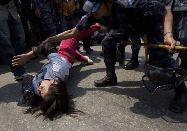 Βίαια επεισόδια με 21 νεκρούς στην Κίνα
