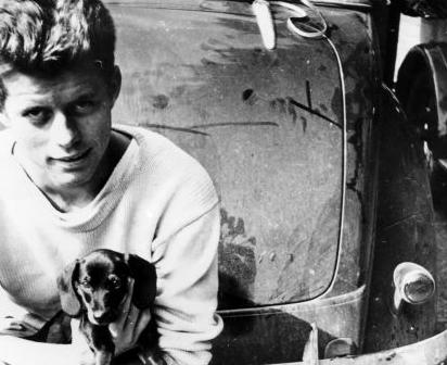 Tζον Κένεντι: «Ο Αδόλφος Χίτλερ θα γίνει θρύλος»