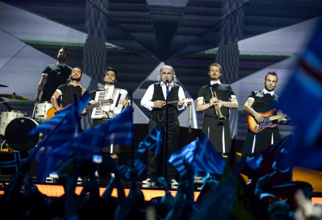 Με μπαγλαμαδάκι και κομπολογάκι στον τελικό της Eurovision
