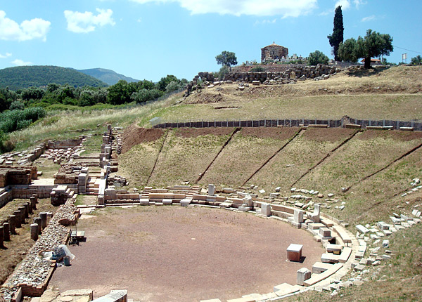 Υστερα από 1.700 χρόνια το αρχαίο θέατρο της Μεσσήνης ανοίγει και πάλι τις πύλες του