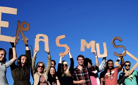 Συνεχίζεται κανονικά το πρόγραμμα Erasmus που κινδύνευε με κατάργηση λόγω της λιτότητας
