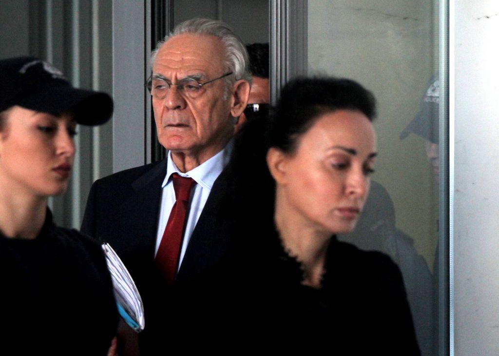 Αποχή από τη δίκη του μέχρι να κληθούν ο Σημίτης και μέλη του ΚΥΣΕΑ, ανακοίνωσε ο Τσοχατζόπουλος