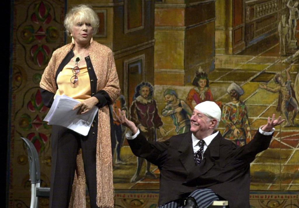 Το «χειροκρότημα» του Ντάριο Φο για τη Φράνκα Ράμε στο Ηρώδειο