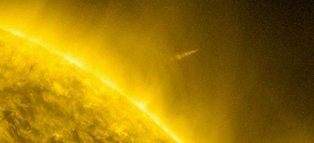 Κομήτης αποκαλύπτει στους επιστήμονες τα μυστικά του ηλιακού στέμματος