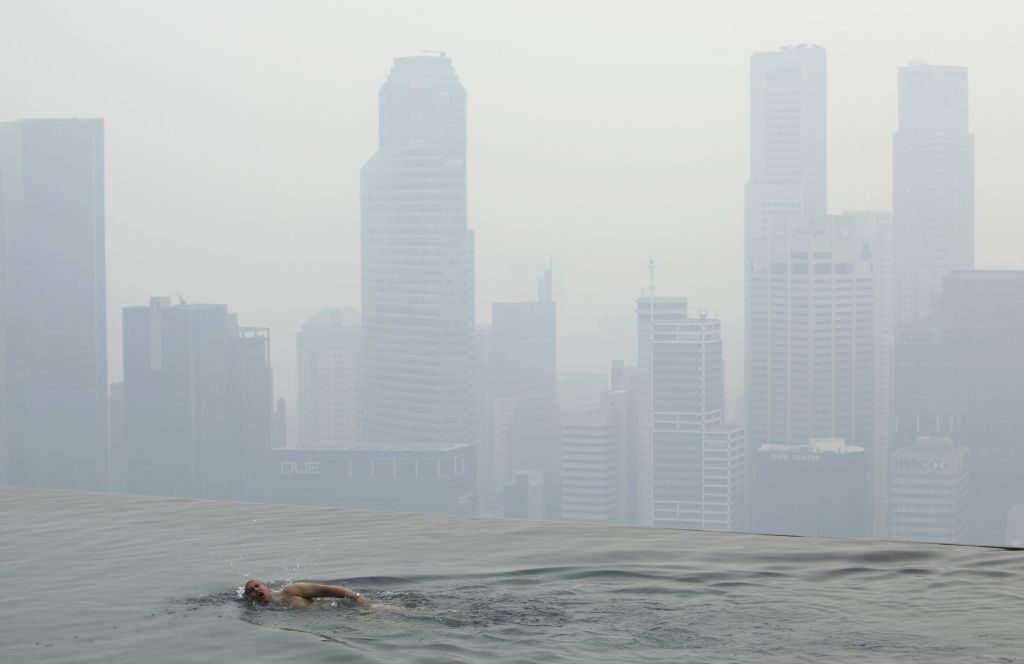 Σε επίπεδο ρεκόρ έφθασε η ατμοσφαιρική ρύπανση στη Σιγκαπούρη