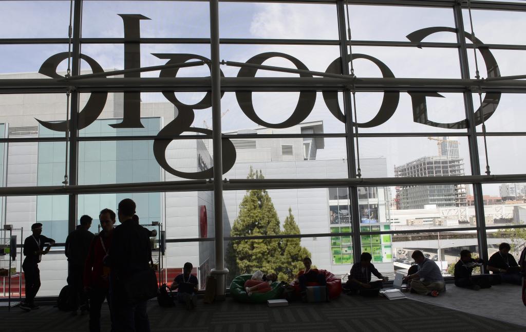Ξεσκονίζουν φορολογικά την Google στην Ελλάδα
