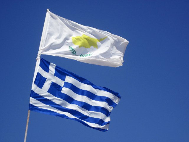 Οι κατοχικές δυνάμεις επιχειρούν να οριοθετήσουν παράνομα χωρικά ύδατα στην Κύπρο