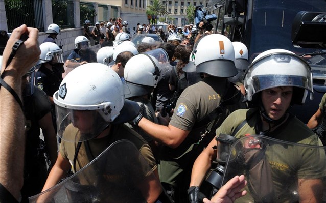 Κατάληψη και προσαγωγές στην Πρυτανεία του Πανεπιστημίου Αθηνών