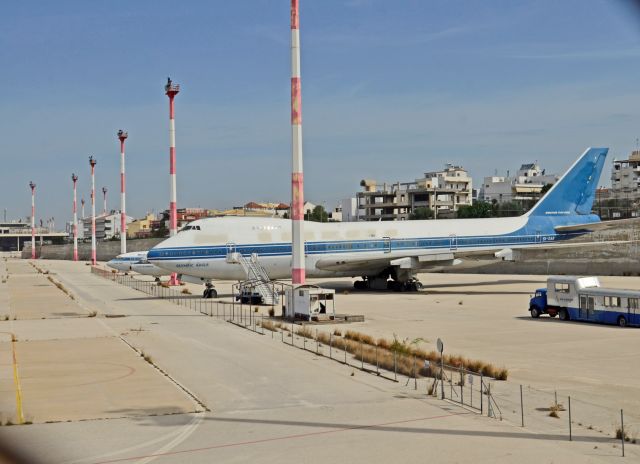 Ελληνικό: Τα απομεινάρια ενός αεροδρομίου