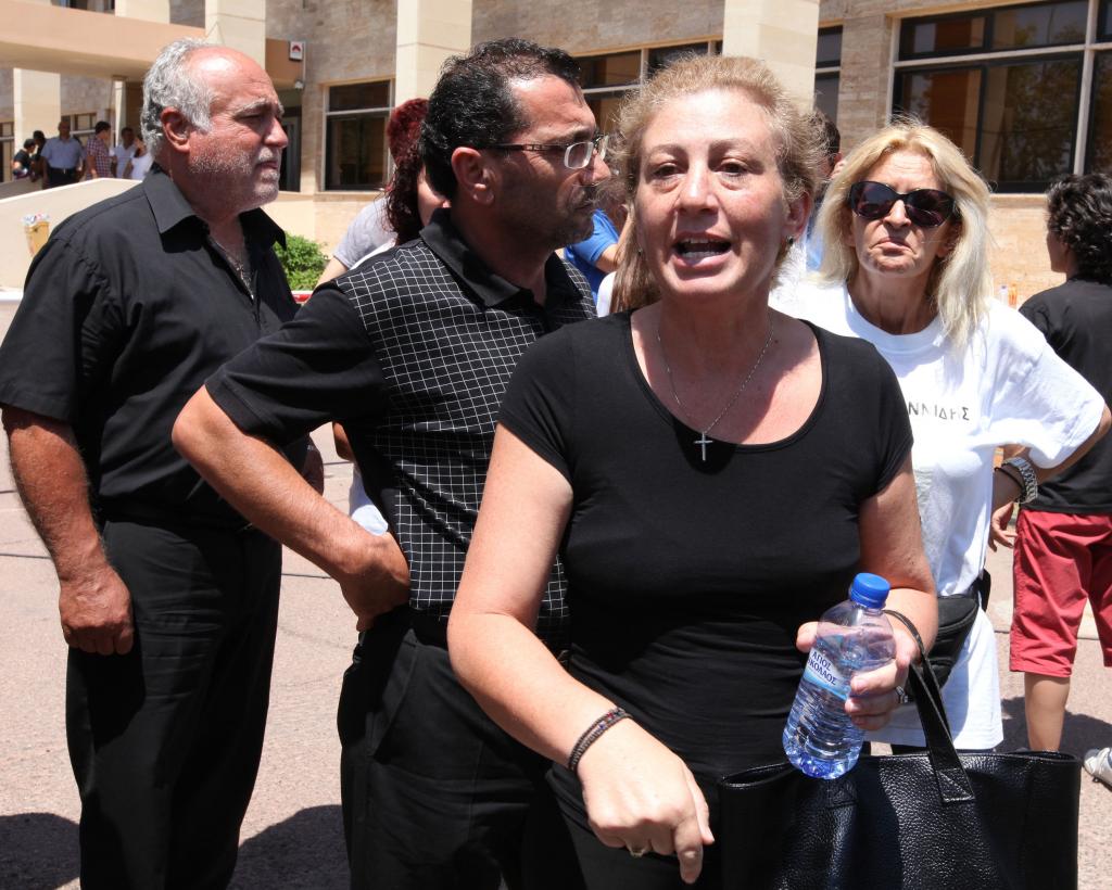 Κατέρρευσε μετά την καταδίκη για την φονική έκρηξη στο Μαρί ο πρώην υπουργός Άμυνας της Κύπρου