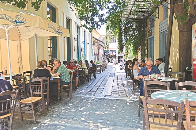 Ανθρακες για τους καταναλωτές η… μείωση του ΦΠΑ στην εστίαση