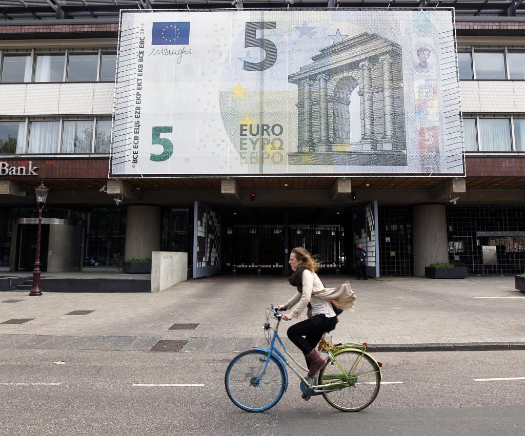 Ενιαίο ορισμό των μη εξυπηρετούμενων δανείων ζητά η Ευρωπαϊκή Ενωση
