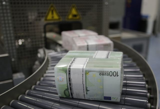 Μείωση 8% των υποκαταστημάτων των τραπεζών λόγω της κρίσης στην Ευρωπαϊκή Ενωση