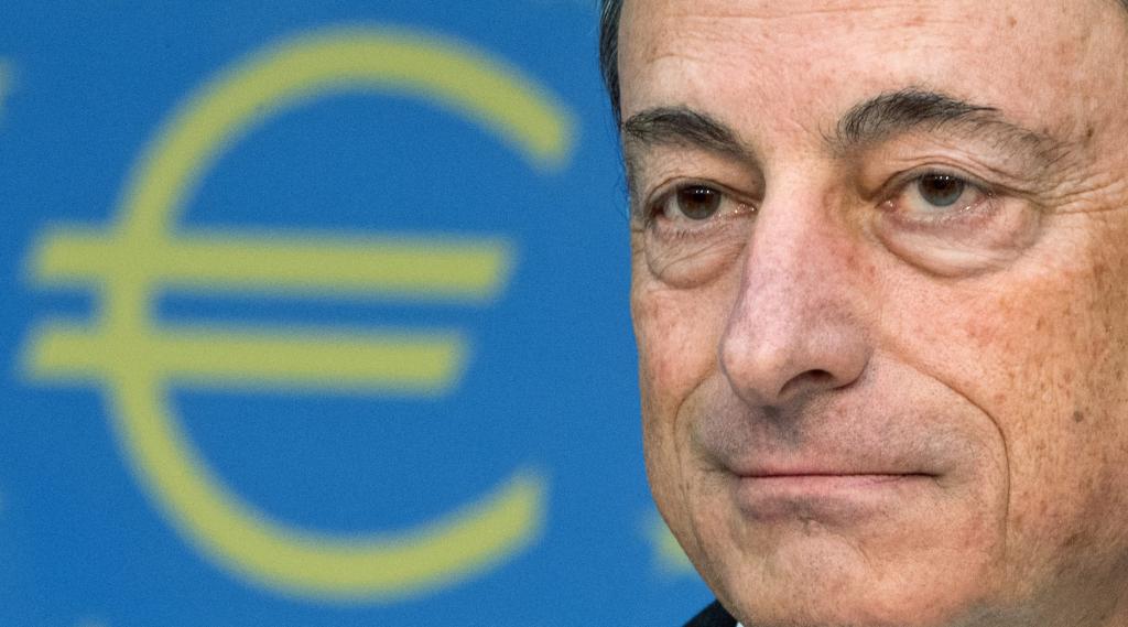 Μάριο Ντράγκι: Xαμηλά επιτόκια και το 2014 στην ευρωζώνη