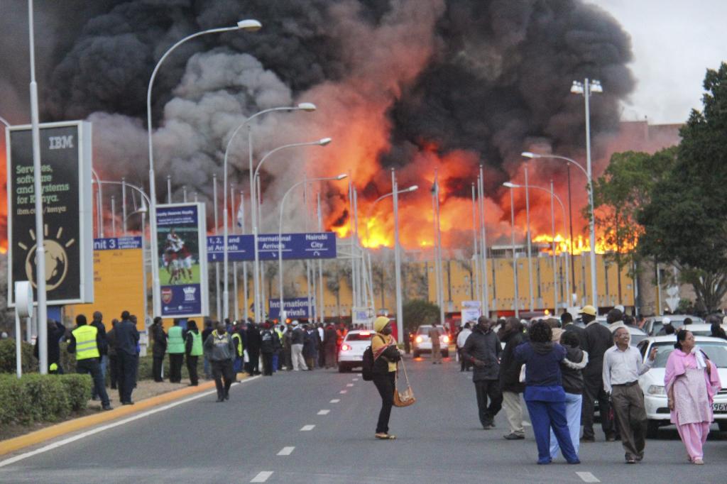Δεν θεωρείται τρομοκρατική επίθεση η τεράστια πυρκαγιά στο αεροδρόμιο του Ναϊρόμπι