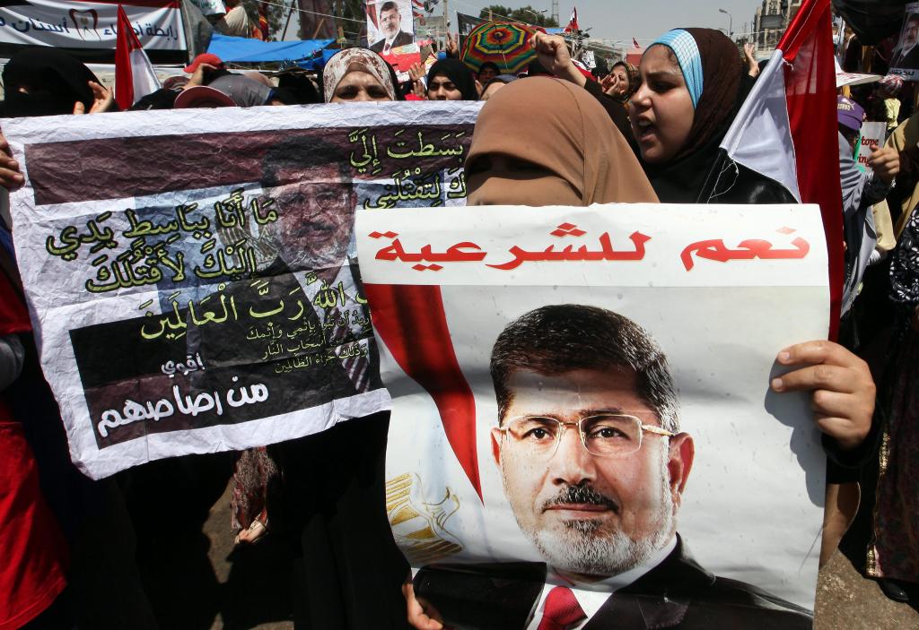 Αίγυπτος: Παρατείνεται κατά 15 ημέρες η προσωρινή κράτηση του Μόρσι