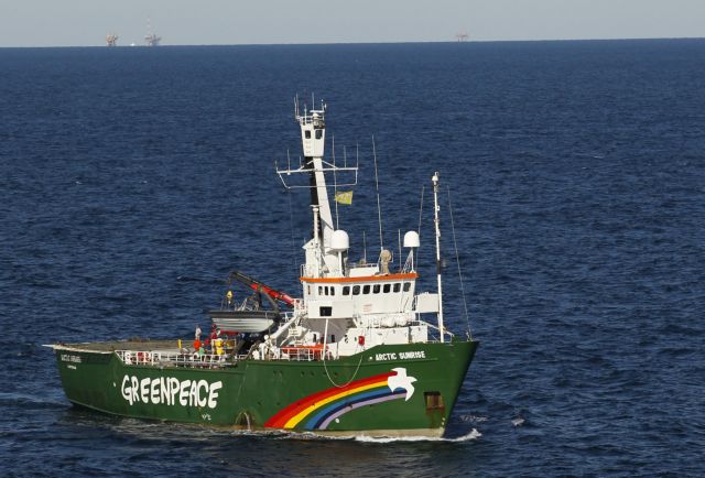 Μπλόκο της Ρωσίας σε πλοίο της Greenpeace