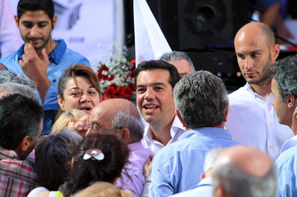 «Στόχος η ανατροπή της κυβέρνησης» λέει ο Αλέξης Τσίπρας από την Κέρκυρα