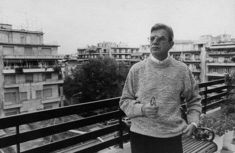 Η Αθήνα του Μένη Κουμανταρέα