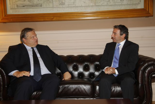 Βενιζέλος: «Να επενδύσουμε στη σταθερότητα στην Αίγυπτο» | tanea.gr Βενιζέλος: «Να επενδύσουμε στη σταθερότητα στην Αίγυπτο» | tanea.gr