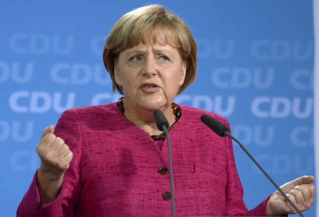 Μέρκελ: «Δεν έπρεπε να δεχθεί ο Σρέντερ την είσοδο της Ελλάδας στην ευρωζώνη»