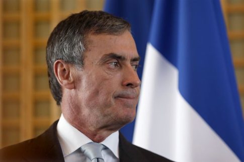 Δίωξη σε βάρος της συζύγου γάλλου πρώην υπουργού Οικονομίας με μυστικό λογαριασμό στην Ελβετία