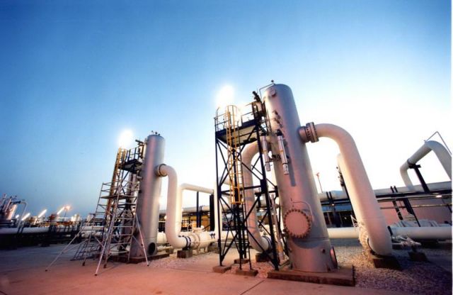 «Κλείδωσε» η συμφωνία με τους Αζέρους για φθηνότερο φυσικό αέριο από το 2019