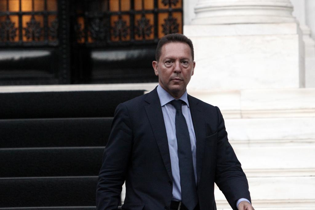 Συνάντηση Στουρνάρα με αξιωματούχο της ΕΕ για την αναδιάρθρωση των ΕΑΣ, ΛΑΡΚΟ και ΕΛΒΟ