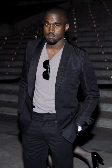 Τρία εκατομμύρια δολάρια αμοιβή για να τραγουδήσει ο Κάνιε Γουέστ σε πάρτι του εγγονού του Προέδρου του Καζακστάν