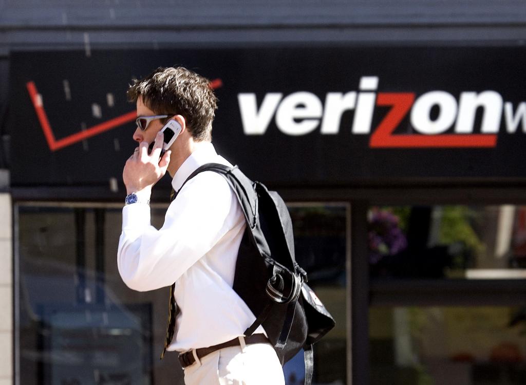 Ιστορικό ντιλ 130 δισ. δολαρίων μεταξύ Vodafone και Verizon