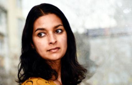 Τζούμπα Λαχίρι: «Τα παιδιά των μεταναστών πρέπει να παίρνουν αυτόματα υπηκοότητα»