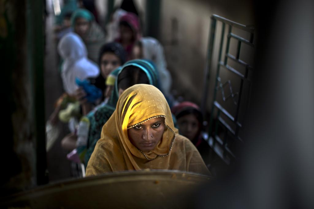 Αυτοκτόνησαν τέσσερις αδελφές στο Πακιστάν επειδή δεν είχαν χρήματα για την προίκα