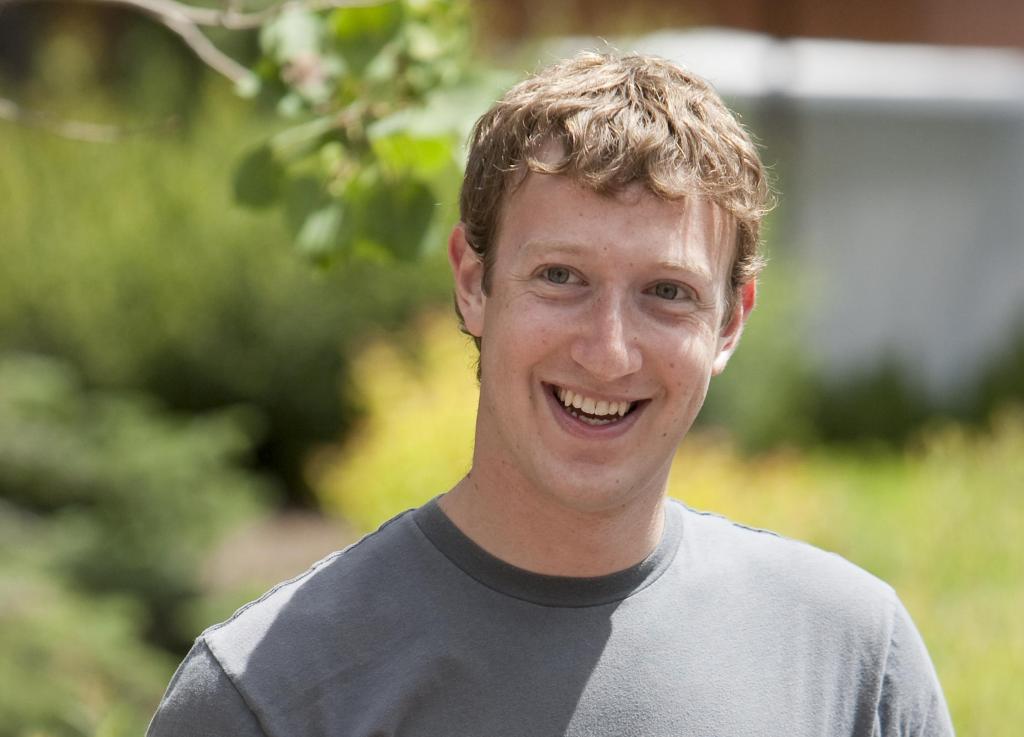 Ο Ζάκερμπεργκ έδωσε 30 εκατ. δολάρια για να αγοράσει τέσσερα σπίτια δίπλα στο δικό του