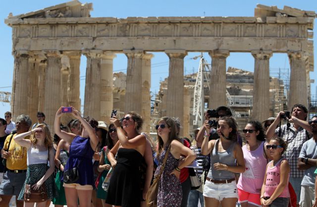 Οι τουρίστες από κρουαζιερόπλοια ξοδεύουν τα περισσότερα χρήματα στην Αθήνα