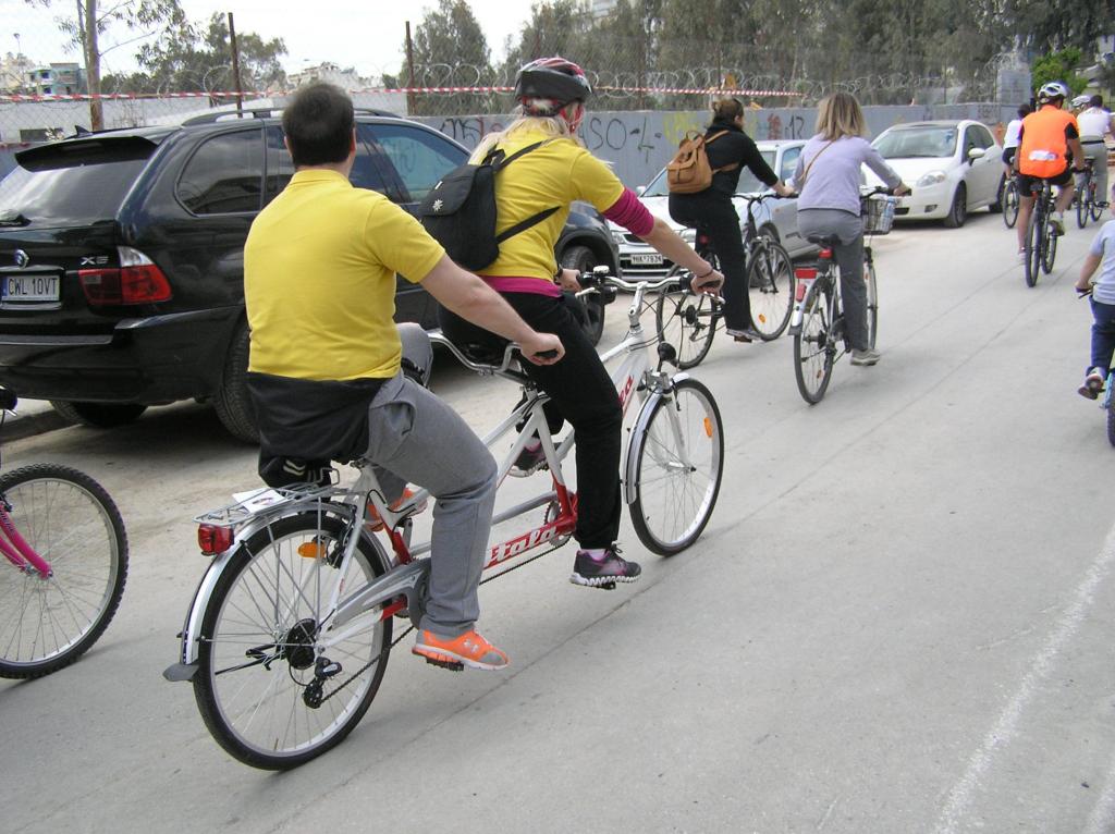 Ορθοπεταλιές #33 – Ραντεβού για ποδηλατοβόλτα στα σοκάκια της Αθήνας