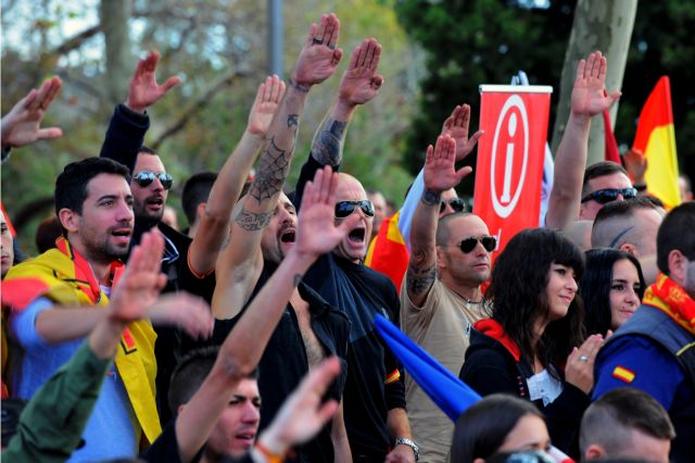 Νεοναζί κατά της απόσχισης στην Καταλωνία