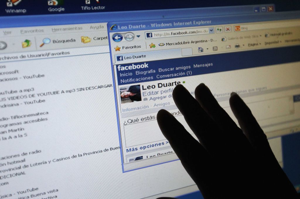 To facebook επιτρέπει και πάλι την ανάρτηση σκληρών και αποτρόπαιων βίντεο